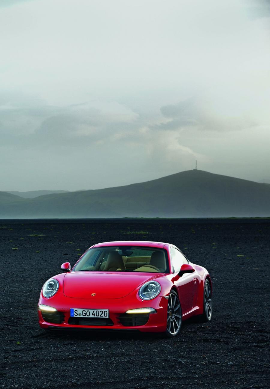  Porsche 911 Carrera 2011 года  (фото 11 из 47)